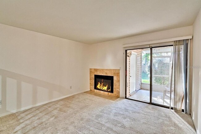 Building Photo - 6137 SW 8th Ln