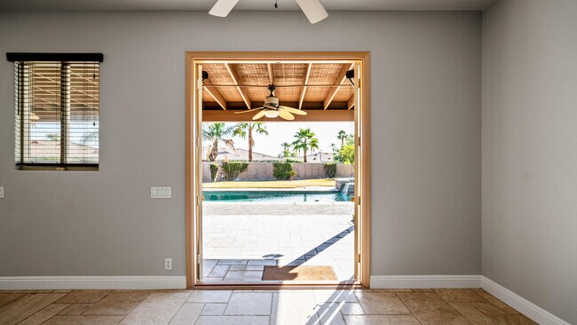Building Photo - 79925 Corte Calero
