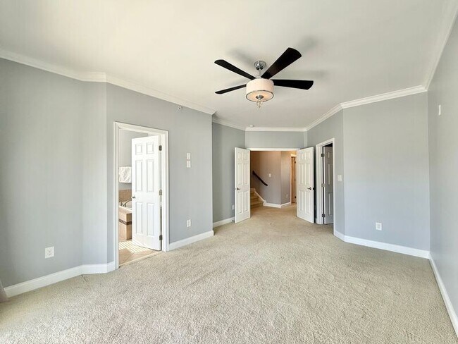Building Photo - 10321 Sablewood Dr