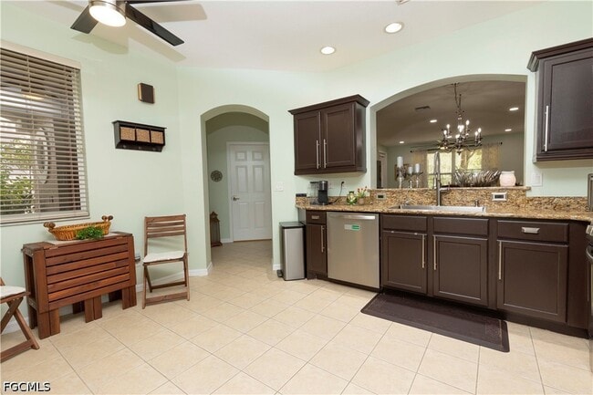 Building Photo - 3325 Antica St