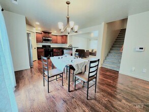 Building Photo - Welcome Home - 4 Bedroom 2.5 bath Home in ...