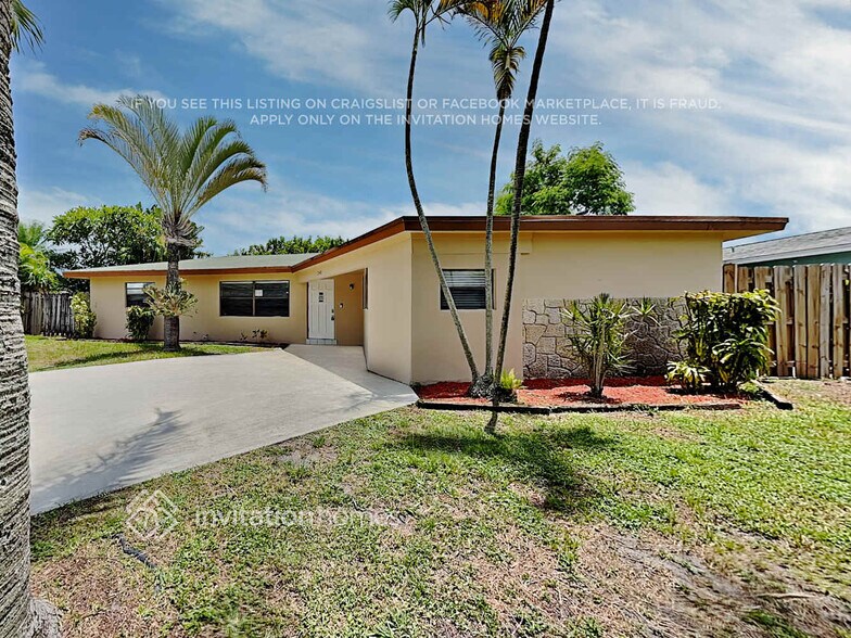 Primary Photo - 2540 SW 11th Ct