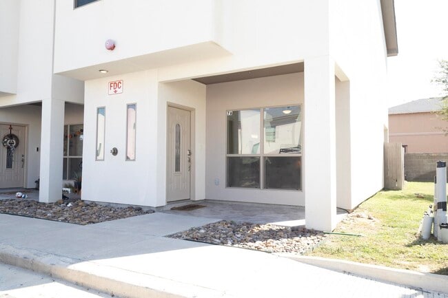 Building Photo - 4101 Blue Quail Rd