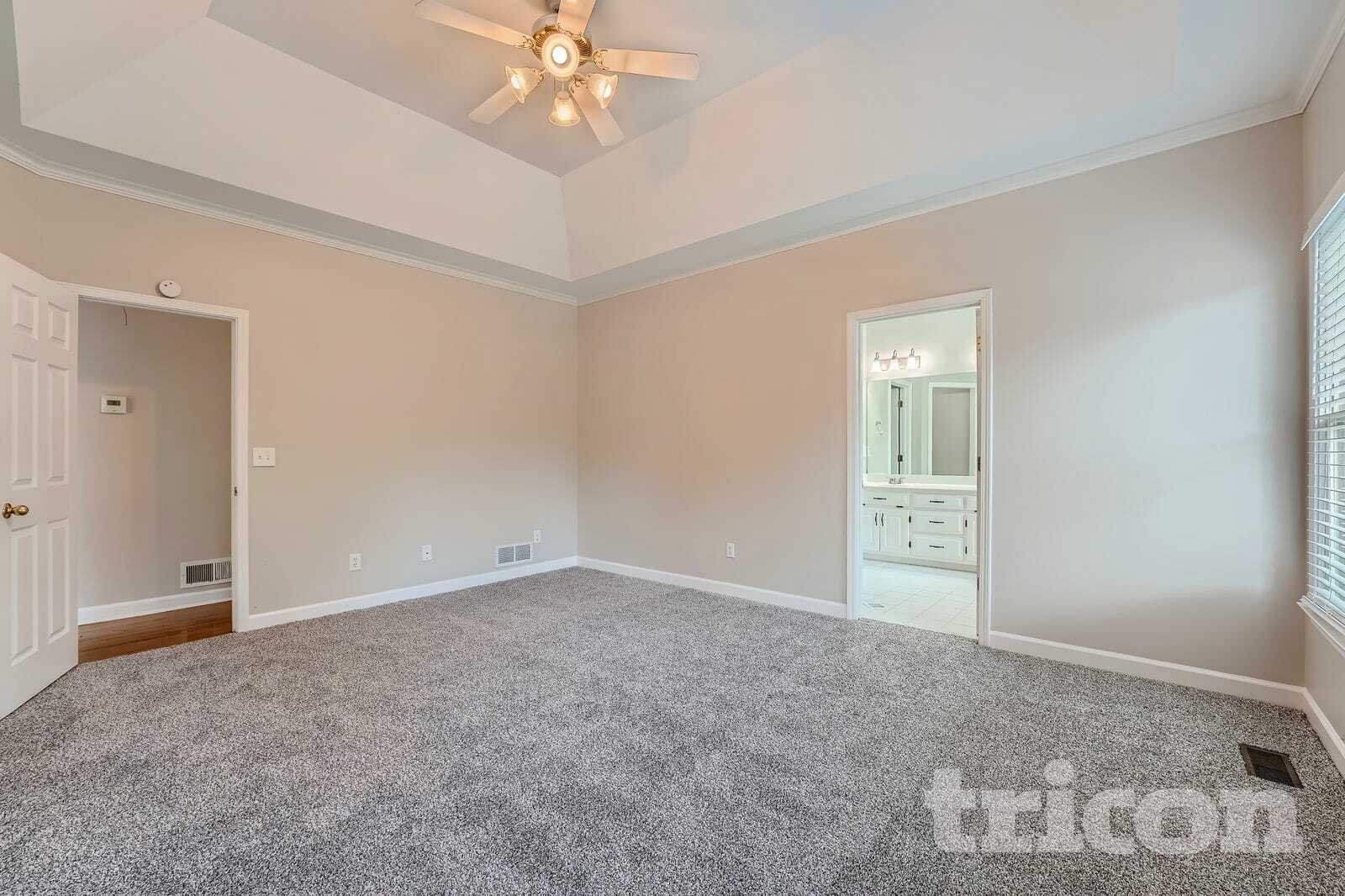 Building Photo - 4 Stonehenge Ct