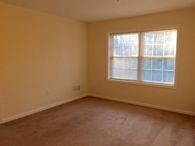 Building Photo - 50 Sentinel Court