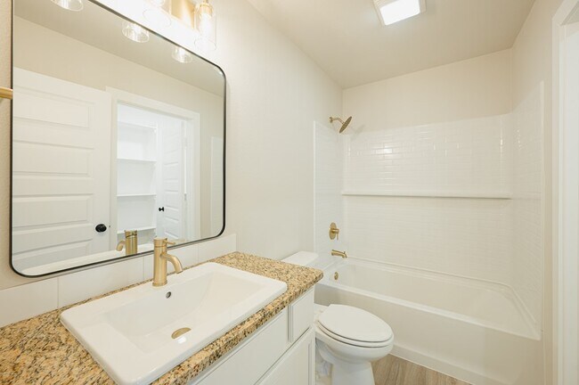 Building Photo - 409 Prairie Dog Dr