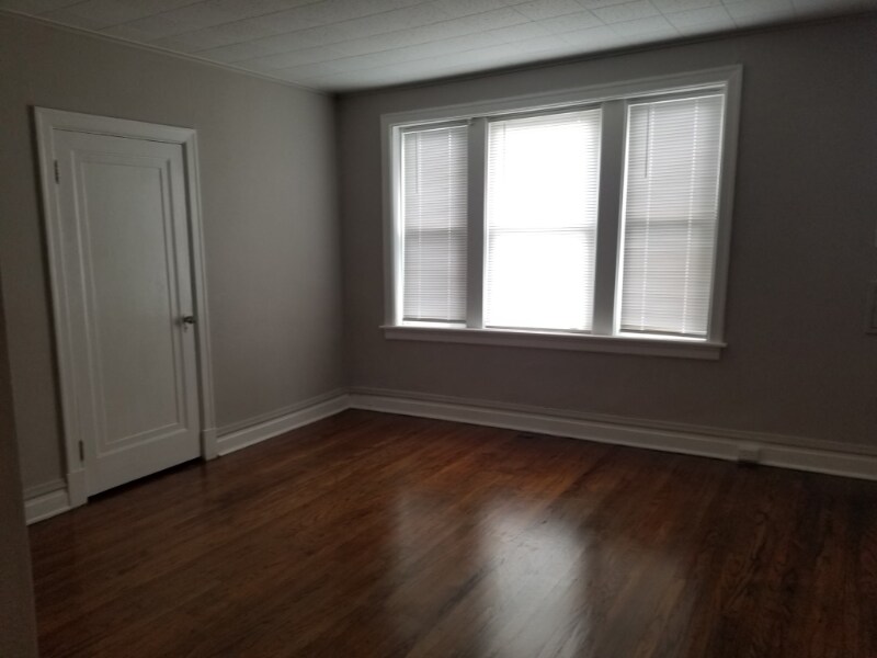 Building Photo - 6915 Alabama Ave