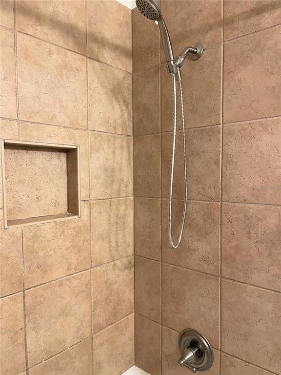 Building Photo - 309 W Palm Dr