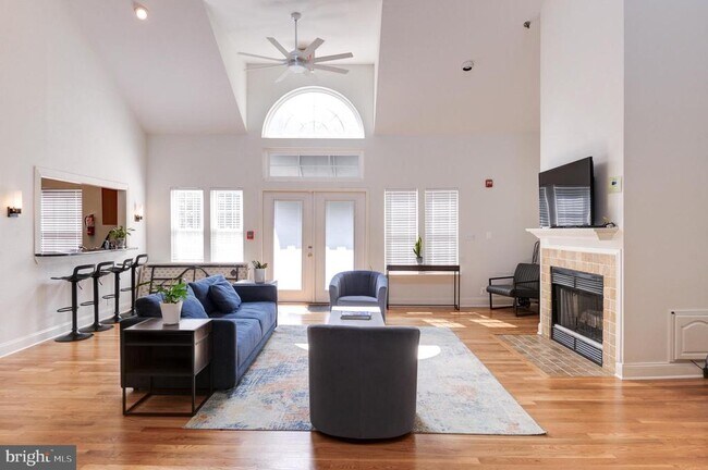 Building Photo - 3313 Wyndham Cir
