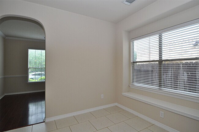 Building Photo - 20179 Royal Orchard Dr