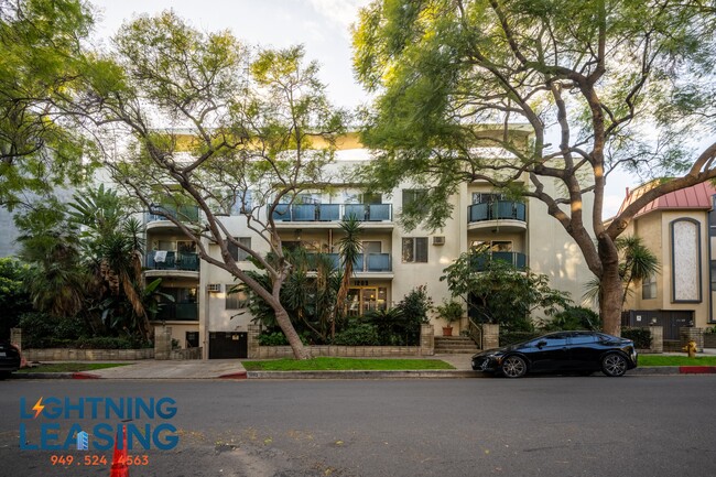 Building Photo - 1203 Kings Rd