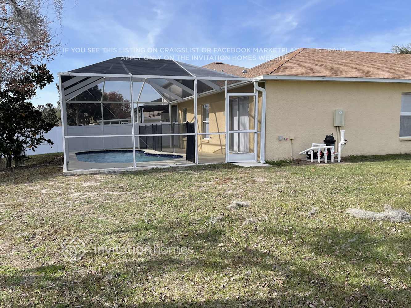 Building Photo - 15750 Greyrock Dr