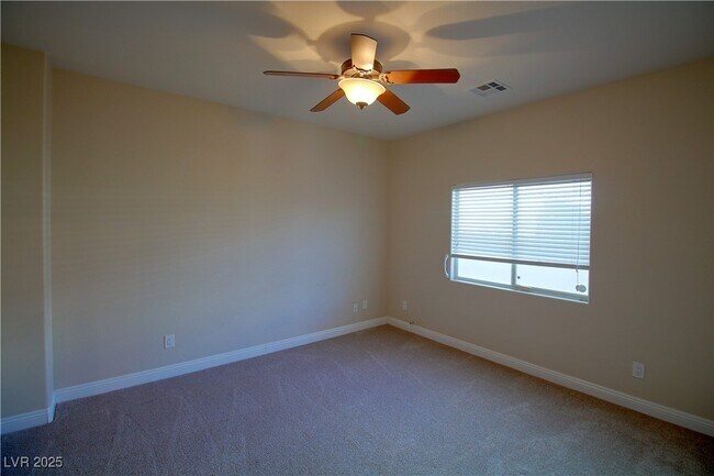 Building Photo - 8337 Christinas Cove Ave