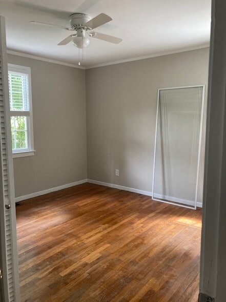 Building Photo - 3412 Keswick Dr