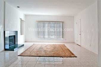 Building Photo - 537 Montana Ave