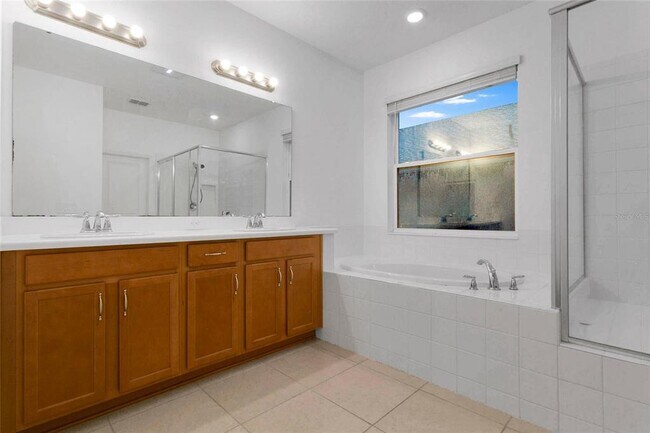 Building Photo - 901 Sabal Breeze Ln