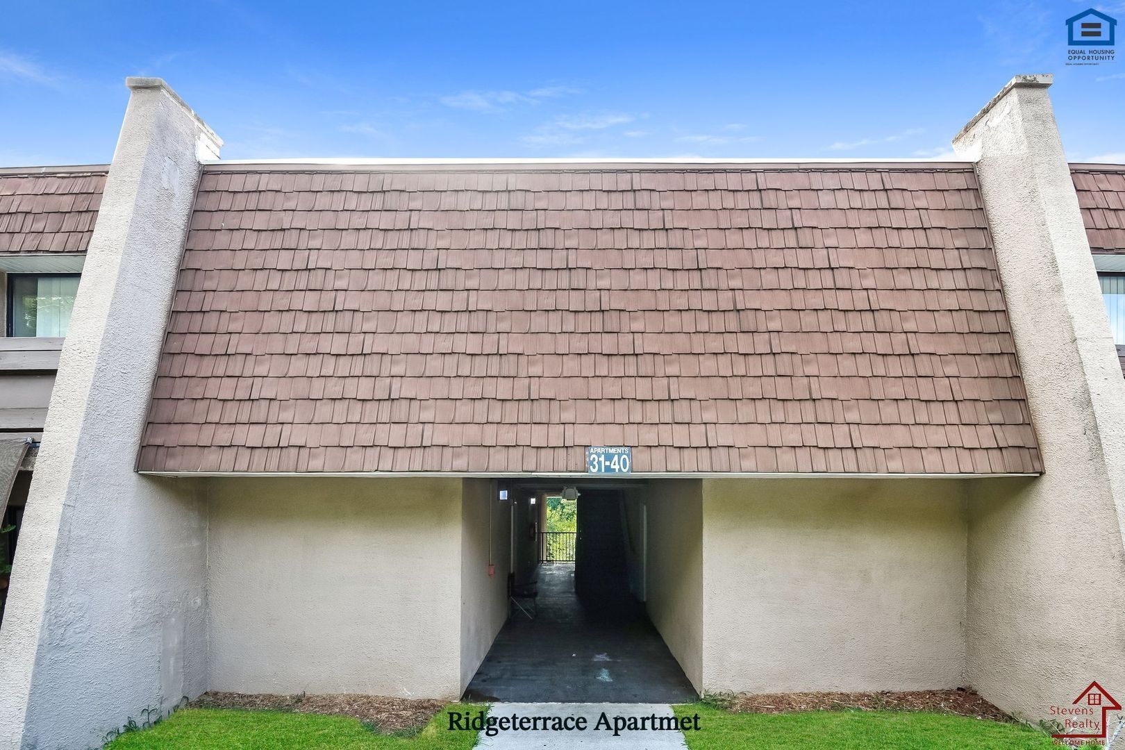 Building Photo - 915 S Seminole Dr