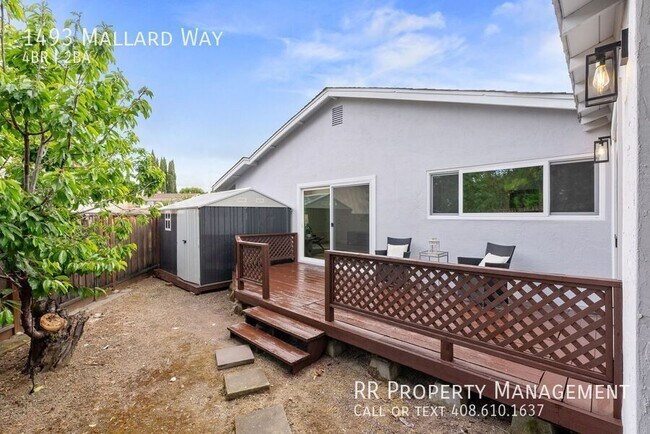 Building Photo - 1493 Mallard Way