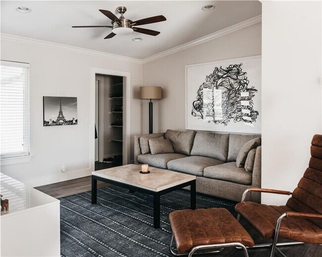 Building Photo - Beautiful 3-Bedroom Home in Windsor Park for Rent