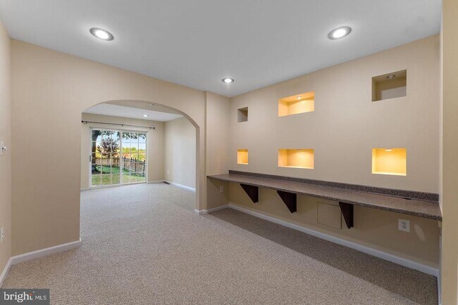 Building Photo - 2798 Burrough Hill Ln