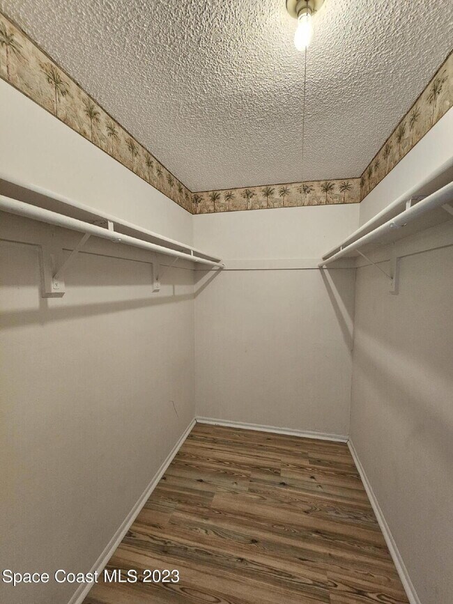 Building Photo - 8779 Cocoa Ct