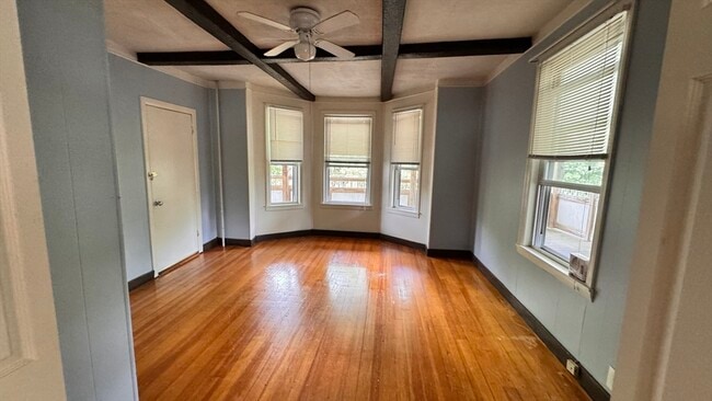 Building Photo - 515 Walnut St