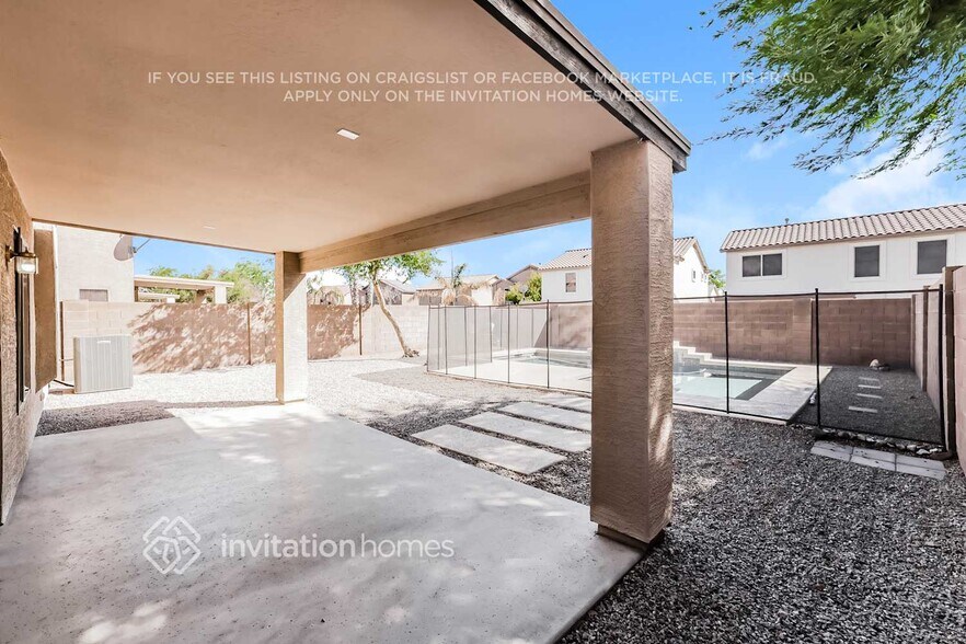 Building Photo - 2531 W Hedgehog Pl