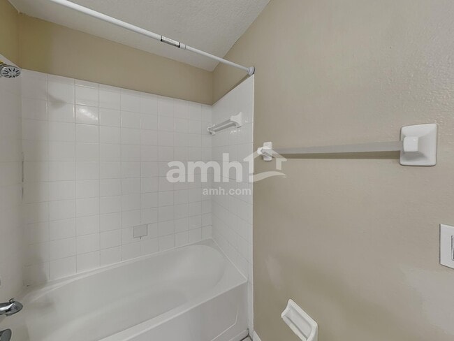 Building Photo - 1012 Cristelle Jean Dr