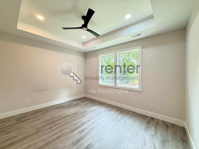 Building Photo - 732 Belle Vista Ave