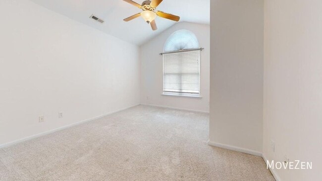 Building Photo - 914 Hadel Pl