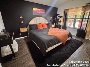 Building Photo - 6914 Sandy Point Dr