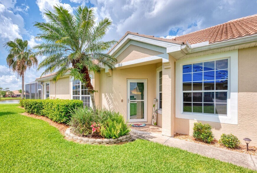 Building Photo - 4532 Whispering Oaks Dr