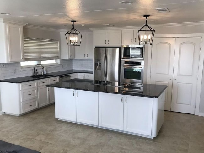 Building Photo - 3308 Park Pl NE