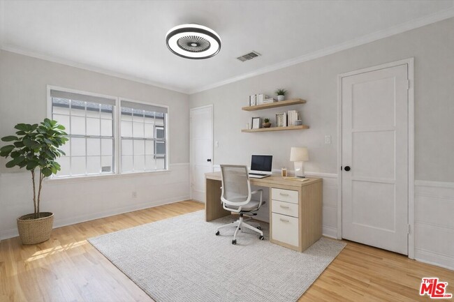 Building Photo - 8348 Reading Ave