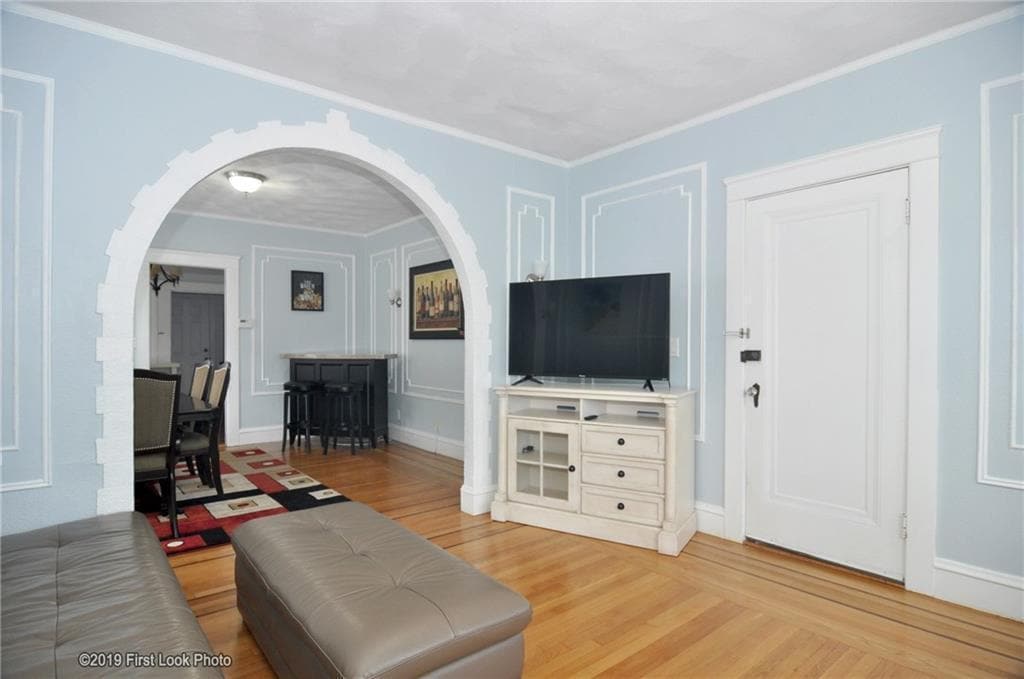 Building Photo - 129 Lancaster St