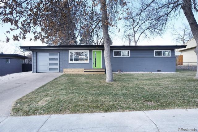 Primary Photo - 3 bedroom in Arvada CO 80004