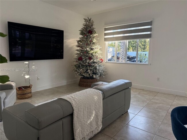 Building Photo - 27669 SW 154th Ave