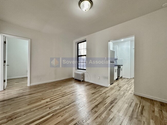 Building Photo - 401 E 68th St