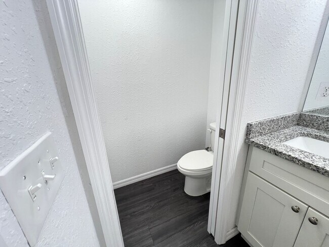 Building Photo - 111 Fisher Rd