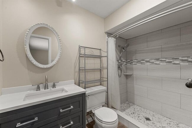 Building Photo - 6931 Tara Dr