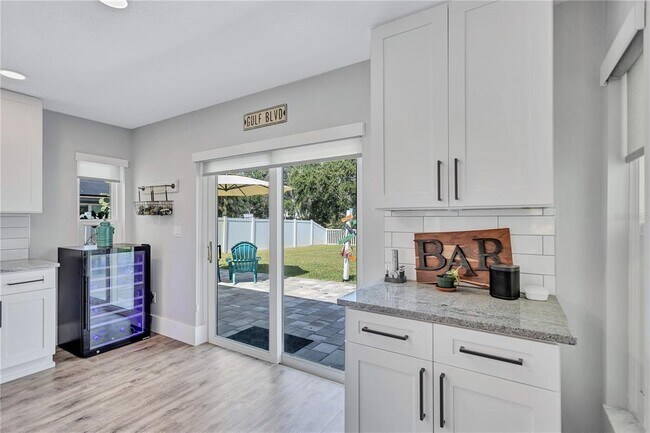 Building Photo - 10825 Christopher Ct