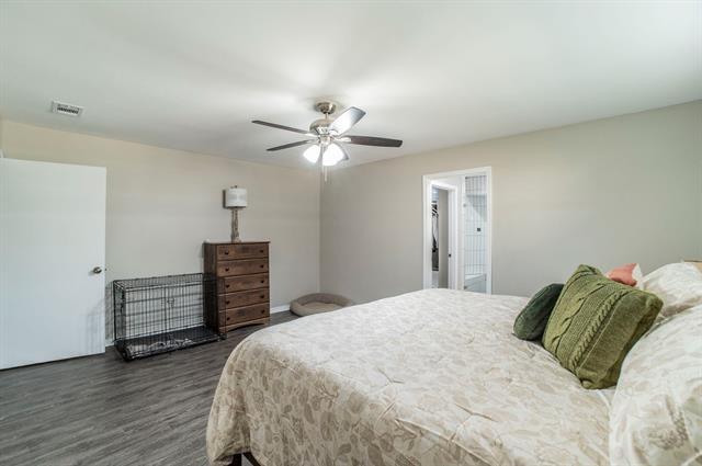 Building Photo - 2605 Briarwood Dr