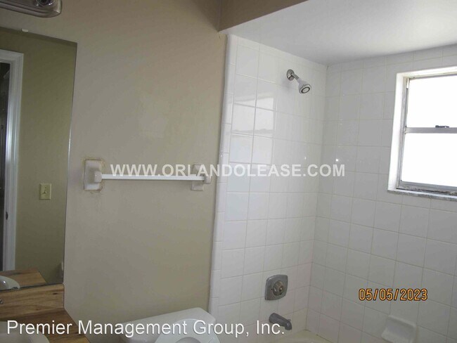 Building Photo - 3 br, 2 bath House - 4240 PERSHING POINTE ...