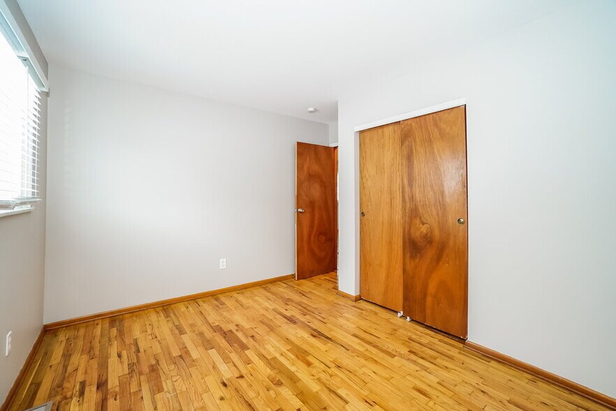 Building Photo - 2149 Kingshaven Pl