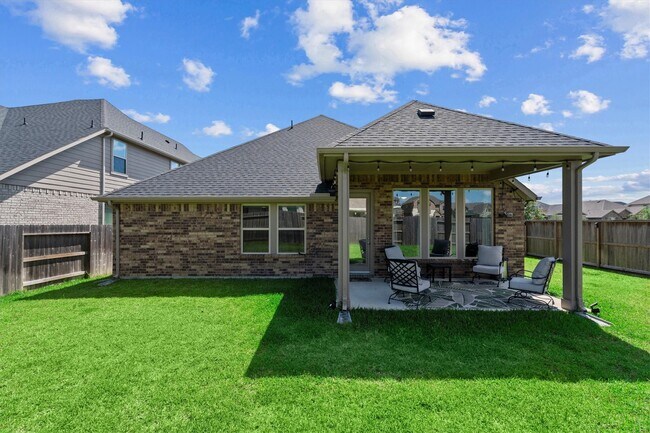Building Photo - 15726 Rosemary Hl Ln