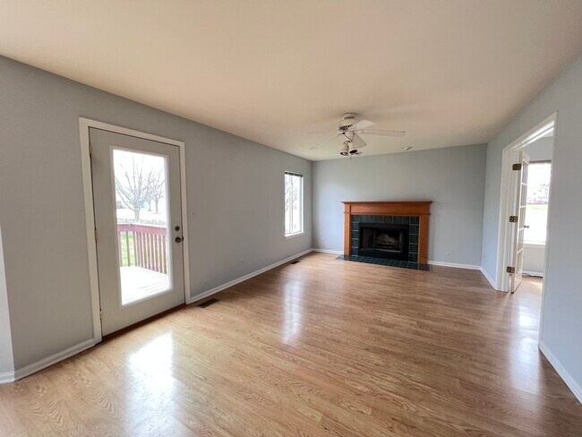 Building Photo - 1120 Mallory Ct