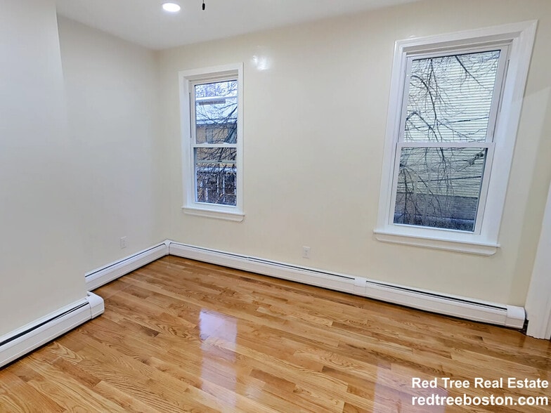 Building Photo - 47 Cameron St