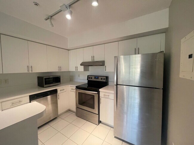 Building Photo - 4824 Coconut Creek Pkwy