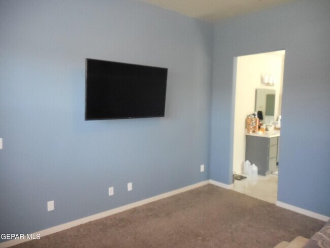 Building Photo - 14549 Tierra Oviedo Ave