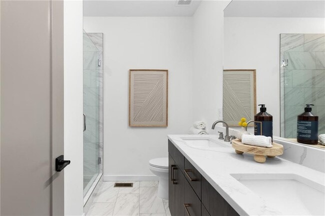 Building Photo - 1438 Walker Pl SE